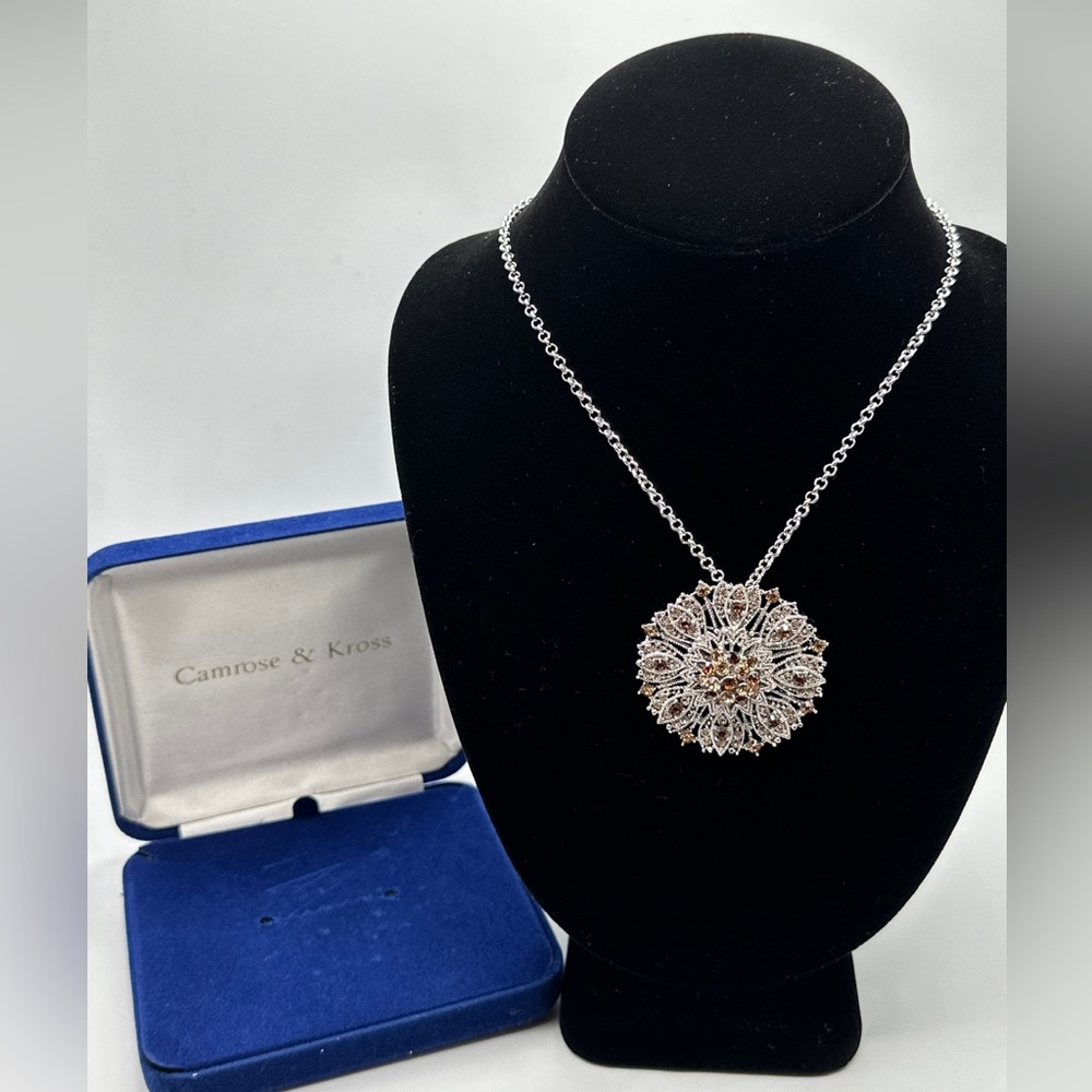CAMROSE & KROSS JACQUELINE‎ KENNEDY ROSE WINDOW PIN PENDANT NECKLACE #469